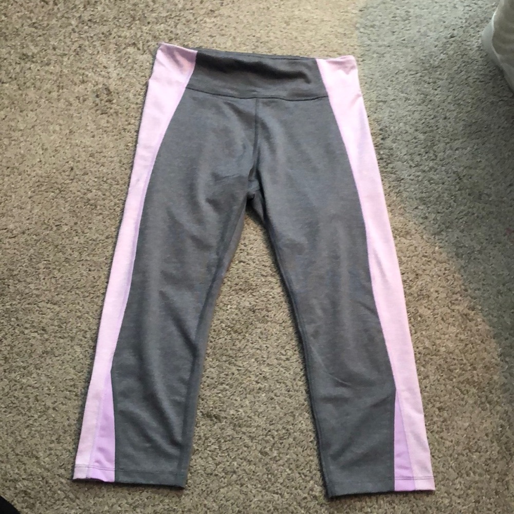 Womens size large Tek Gear workout gear